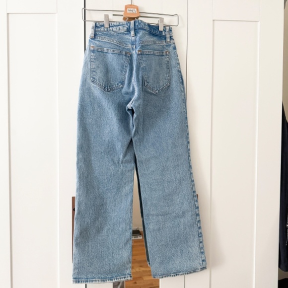 Abercrombie Curve Love High Rise 90s Relaxed Jean Medium Marble - Picture 6 of 6